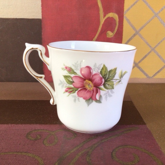 Paragon Prairie Rose Coffee Tea Mug - Picture 4 of 4